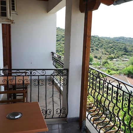 Hotel Defkalion Alli Meria Exterior foto